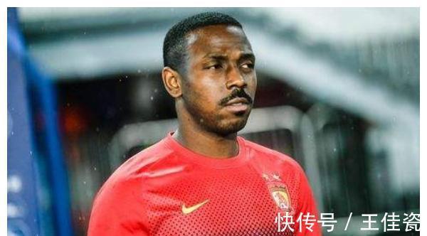 李霄鹏|同样五后卫却是不同的李家军?国足世预赛赢不了日本,但要赢越南