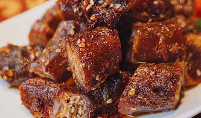 鸭脖5种最好吃的做法,简单美味又馋人,看看你喜欢吃哪种