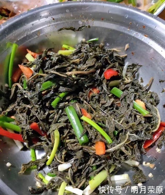 身体棒|它曾是穷人的救命菜，每年晒30斤，是药又是菜，家人常吃身体棒！