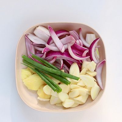 珐琅|谁说小白不能做硬菜？可乐芋头炖鸡，零难度超下饭