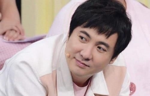 《笑起来真好看》播出,遭网友清一色差评,沈腾也救不了场