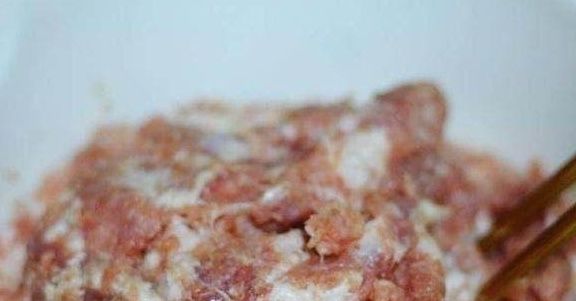 饺子馅|饺子馅包出来不够香因为你忘了加这个步骤！