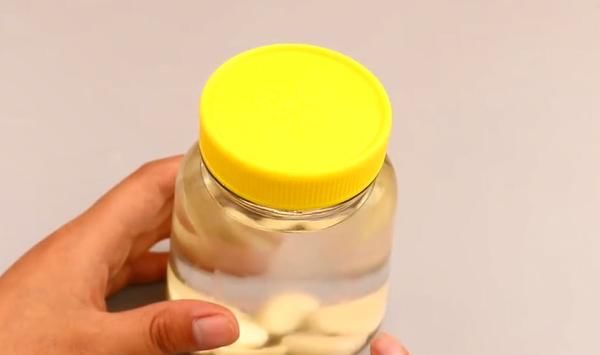 大蒜|大蒜泡白酒,解决了很多男女都有的烦恼,后悔现在才知道