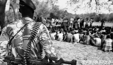 总指挥|牺牲一旅长，还是攻城不下，总指挥说：打不下此城，就去当和尚！