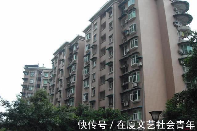 出租|房子不住,是“卖掉”还是“出租”?售楼老表一顿分析,我明白了