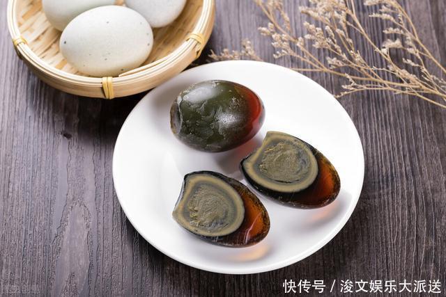 中年|人越老越要管住嘴，少吃这4种食物，不是难事，希望你能做得到