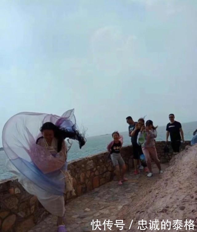 汉服袍子的迷惑行为,基本人人都做过,来看看你中了几个