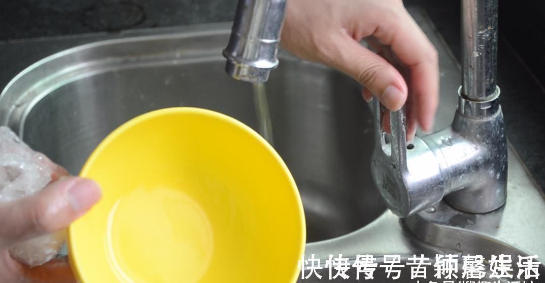 快递箱|快递箱里的气泡垫别扔了, 没想到还有这么多妙用, 看完赶紧去试试