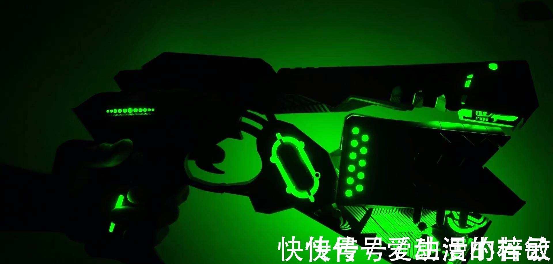 次元饭君|UP主测评20万日元玩具,讲解触犯粉丝雷区,评论区直接沦陷?