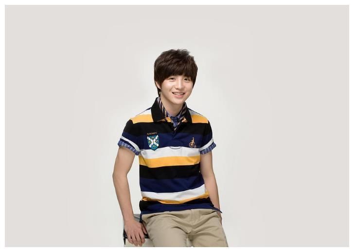 |国民儿子金彗星凭搞笑一家人走红，颜值逆天无奈过气原因令人心疼