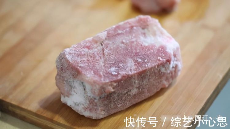 豆腐|瘦肉咬不动？牢记这4点，猪肉嫩滑如豆腐，大厨教你饭店做法