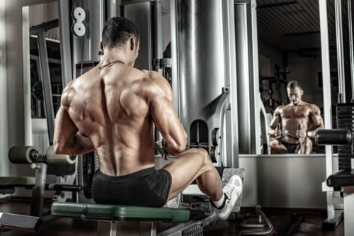 深蹲|荒野健康:增肌的「瓶颈期」是什么?有哪些方法可以突破瓶颈期?