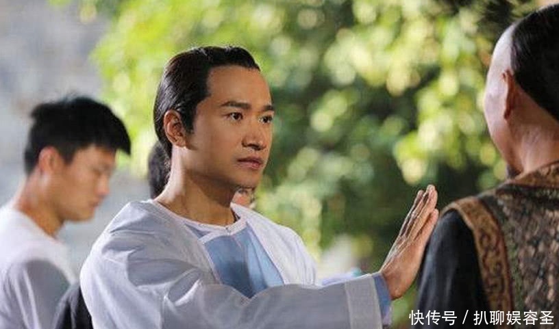 对手|他是中华第一保镖,双腿一合就吓退了对手,晚年坐着去世!