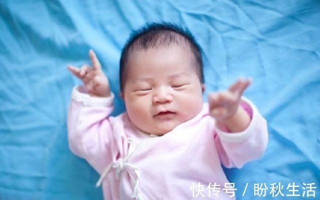 小婴儿|孩子大脑发育有信号,若小婴儿出现这些特征,说明有当学霸的潜力