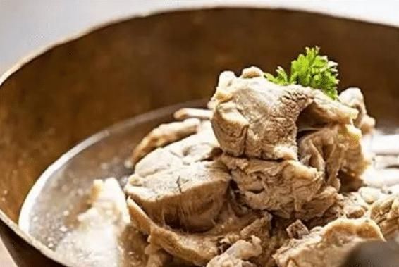 清洗羊肉，只冲水可不行！多做3步，无需焯水，肉干净软嫩还不膻