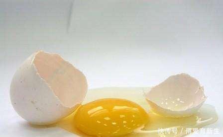 肌肤|脸上黑头很难看，教你简单的方法，让你肌肤光滑又细腻