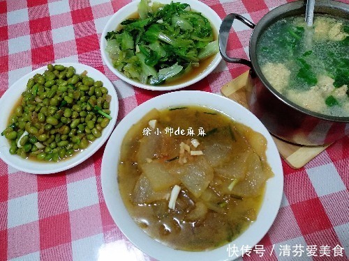 晚餐|晚餐要吃的清淡,多吃蔬菜,这样炒好吃,半个小时搞定3菜1汤!