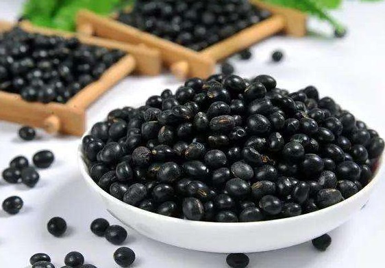 杏仁杏仁|秋天来了,以下几种食物,搭配着吃,滋养头皮、美容养颜