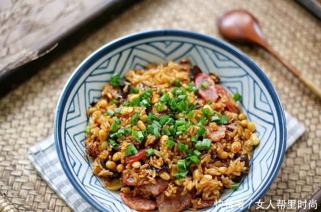 母子二人的晚餐,走红朋友圈,饭菜一锅出,收到多数好评