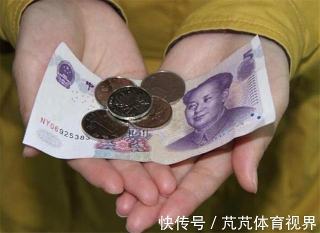 艳艳|跟孩子谈家里的“钱”,做到这3点,孩子会比同龄人优秀一大截