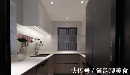 高冷|家居装修也玩高冷范儿，这套128㎡轻奢三居送上，你能借鉴多少？