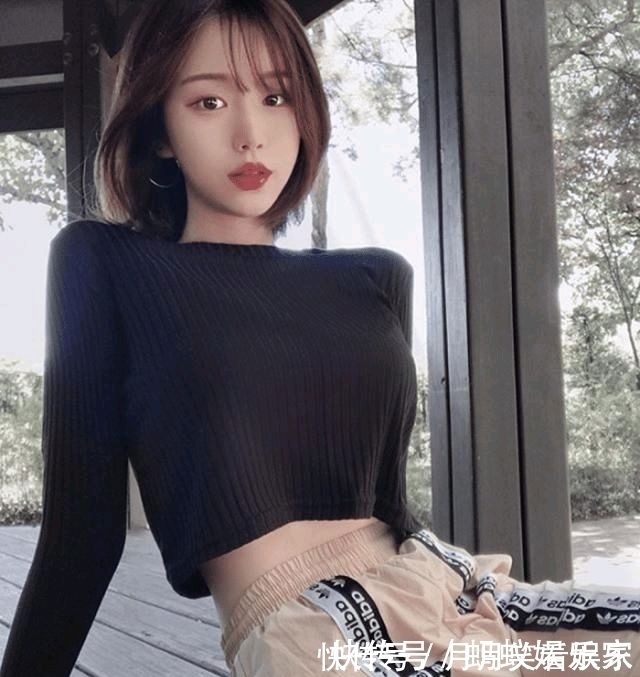 优雅|韩国女孩成功减重40斤，练出迷人马甲线，散发高贵优雅气质