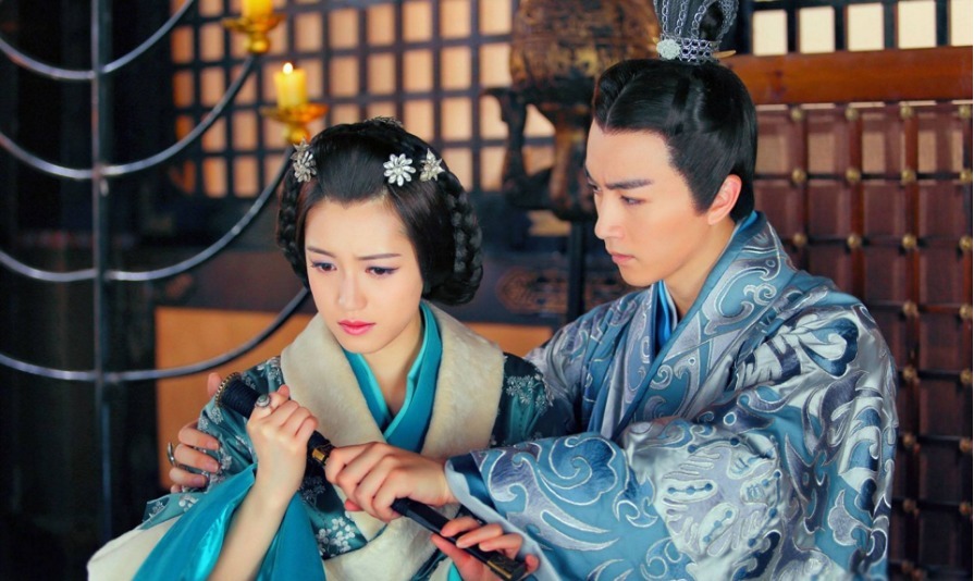 次日|皇后被大臣毒死，皇帝次日封大臣之女为后，受辱5年赐死大臣全族