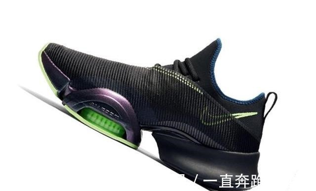 科幻造型,顶配科技!全新配色Air Zoom SuperRep官图释出!