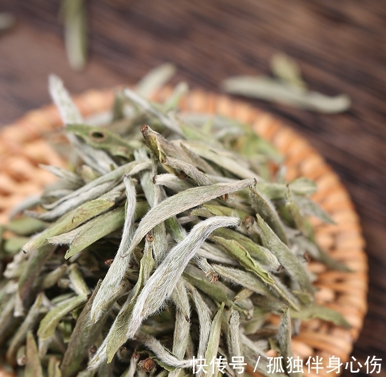 茶类@为什么这类茶最好不用紫砂壶冲泡?看完此文,总算是搞明白了