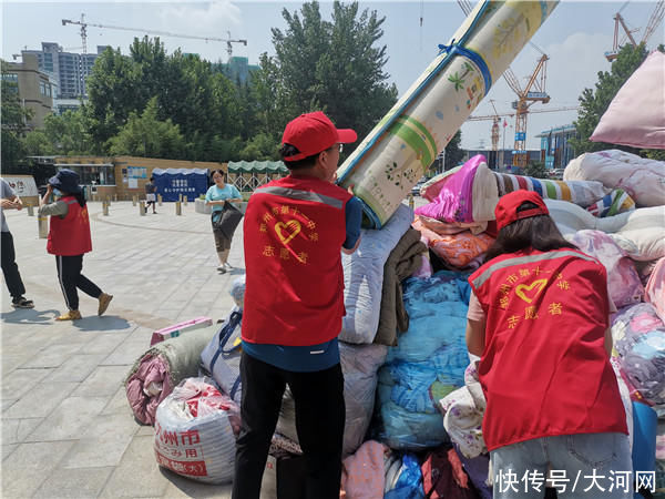 志愿红|下了“汛”线上“疫”线 郑州11中“志愿红”展现时代担当