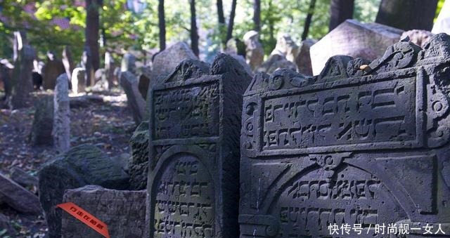 公墓|永不搬迁的市区公墓10万坟墓堆叠12层,城市变“纪念馆”