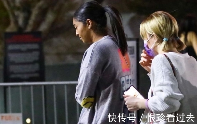 娜塔莉亚|科比18岁大女儿完成蜕变!颜值气质超模范十足,身高碾压瓦妮莎