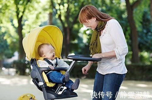 变形|4个月宝宝被查出“脊柱变形”,只因妈妈带他出门时,总爱这么做