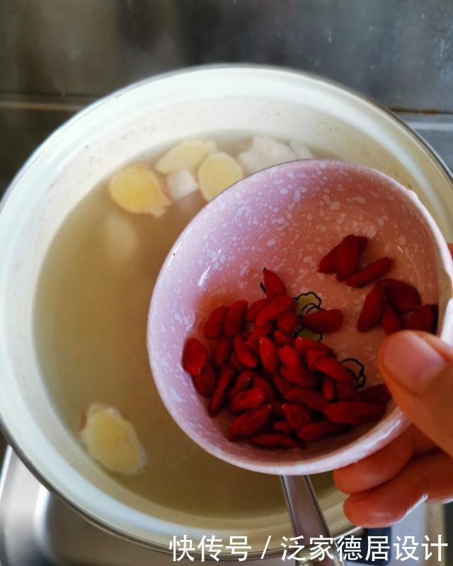 鸡腿|鸡腿冬瓜汤的做法,营养更全,还不油腻!