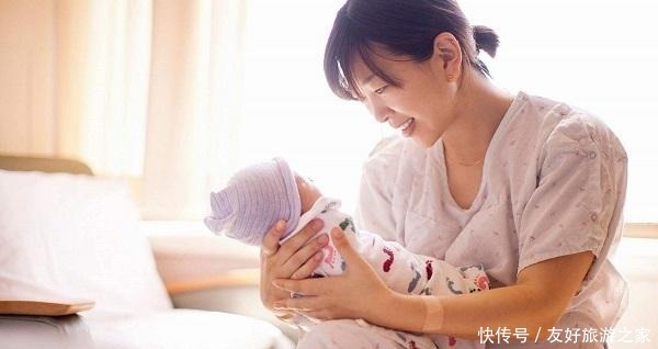 孩子|新生儿该怎么睡医生建议抱着睡好处多,但过了这个月份要停止