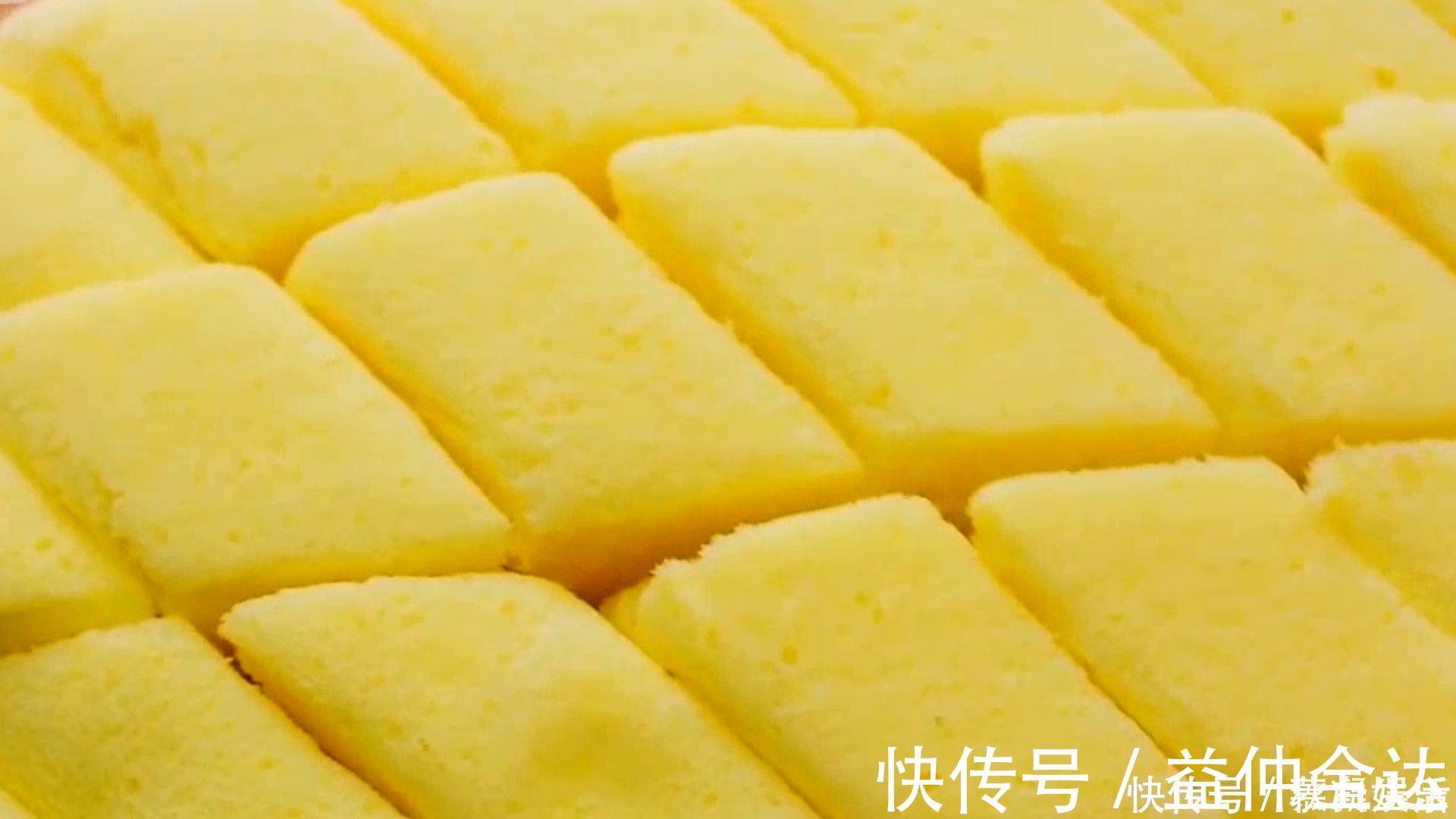 早餐|真正的懒人早餐,两个鸡蛋,一盒酸奶,筷子一搅吃出新花样
