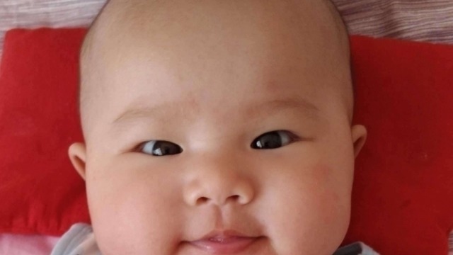 生活质量|4个异常提醒你,宝宝已经严重积食了,父母可别大意,别再喂了