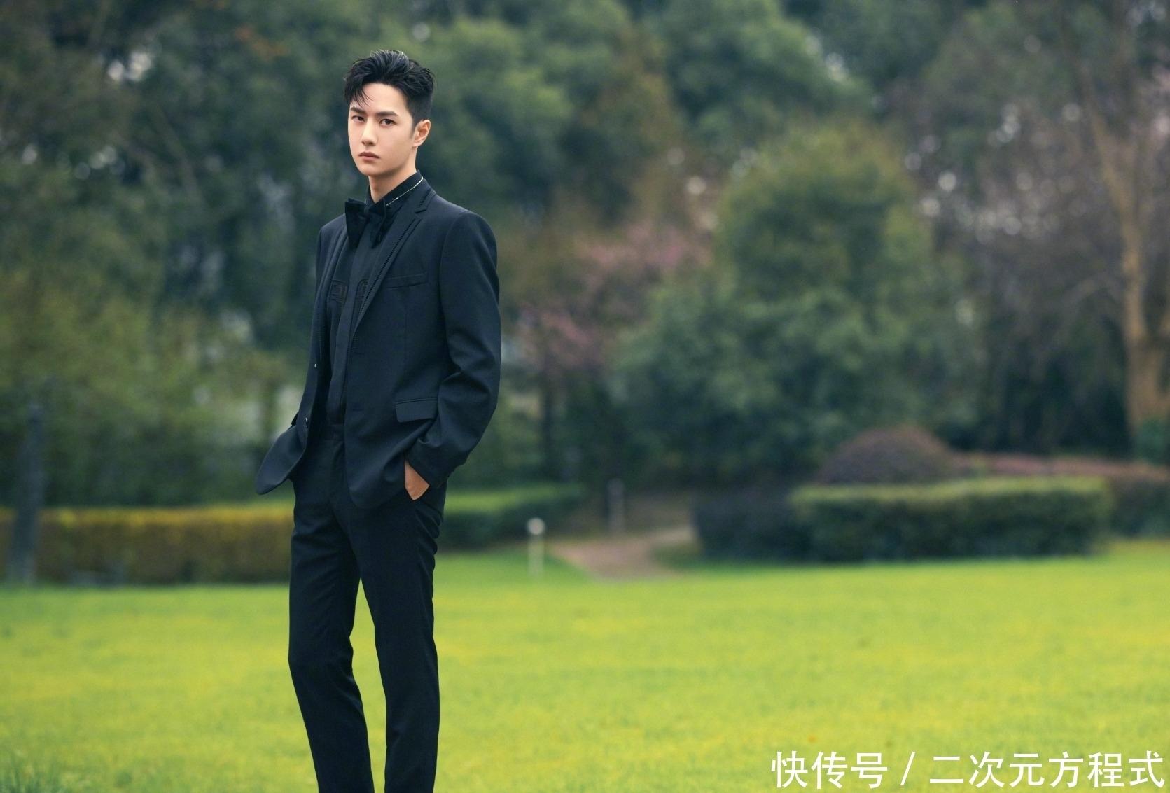 王一博与丁真合照颜值被吊打,虽然又瘦又高,但合照真的没赢