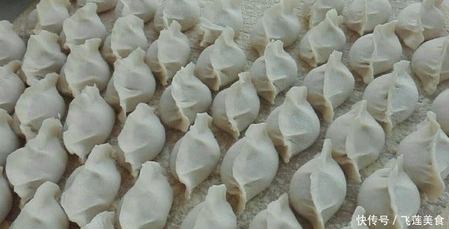 饺子|煮饺子时“盖锅盖”好还是不盖好,很多人做错了,难怪馅不好吃!