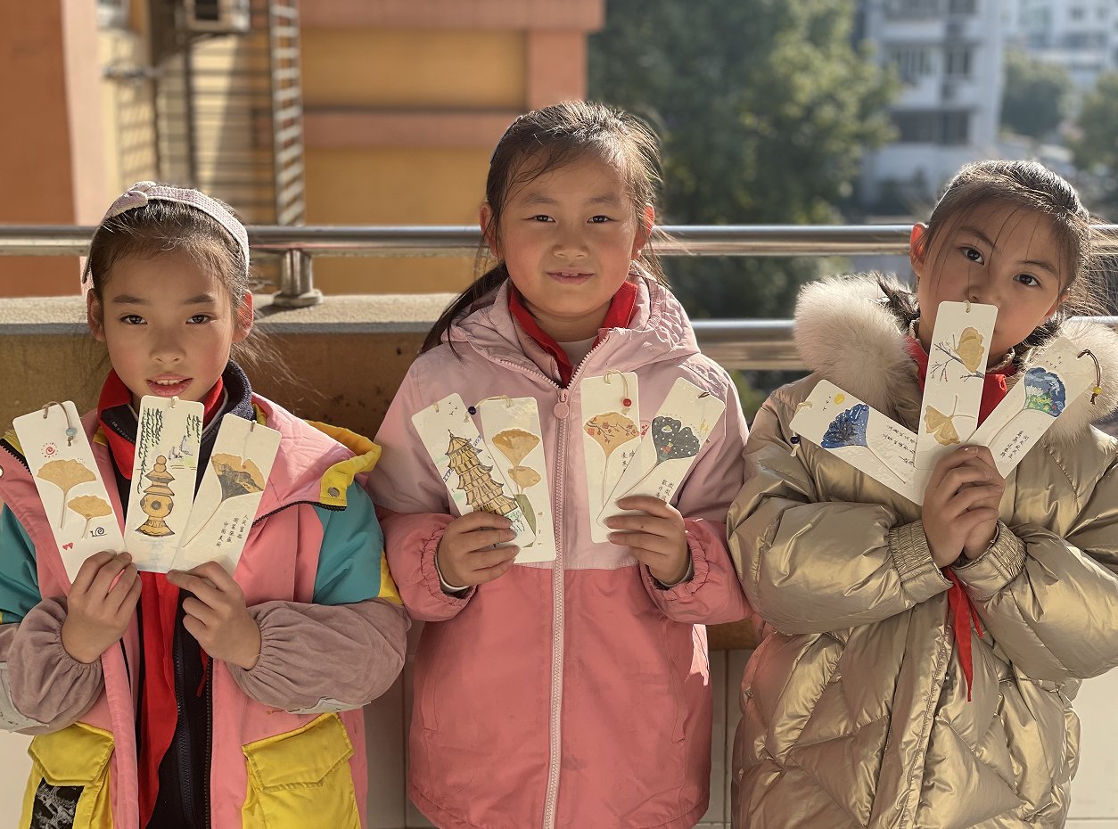 银杏|杭州市刀茅巷小学：牵手古银杏，幸福齐迎新