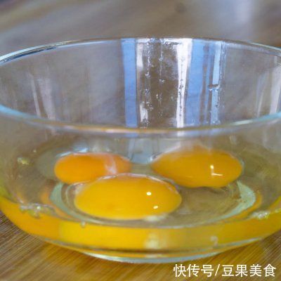 餐桌上最有人气的家常菜之炒茄子