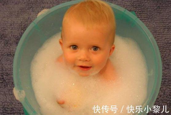 一冷一热|宝宝洗澡也有规矩,这4个时间段别洗,孩子容易生病