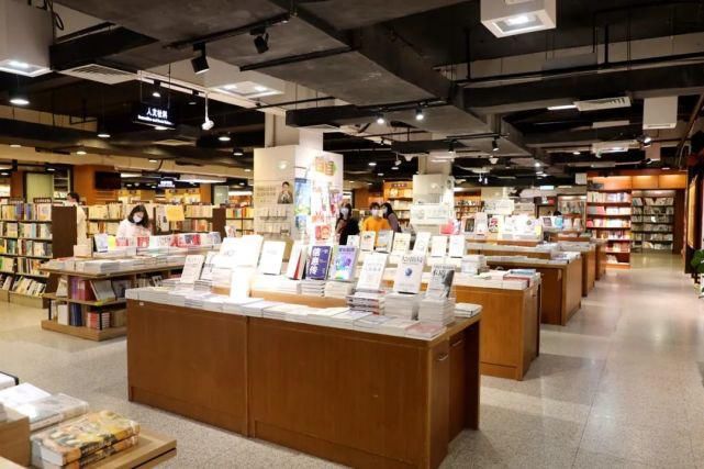 珠海人的读书姿态,千奇百怪又俏皮可爱