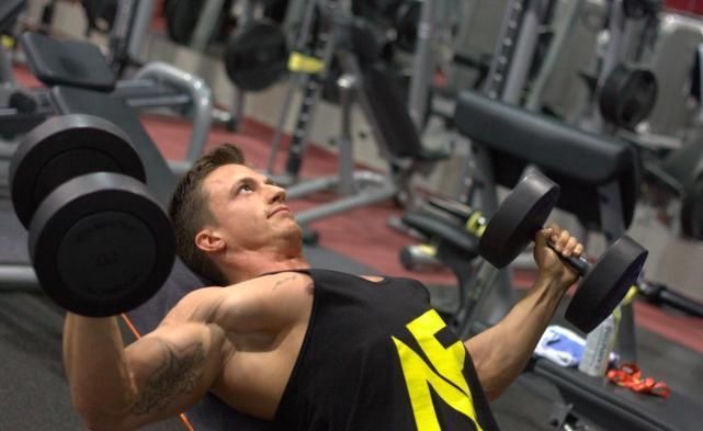 健身|长期坚持健身训练后,肌肉酸痛不再,是不是肌肉不会增长了?