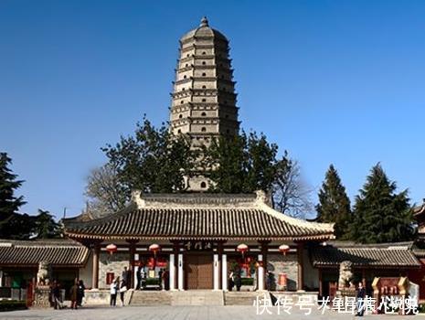 一命胜造七级浮屠, 浮屠到底是什么意思