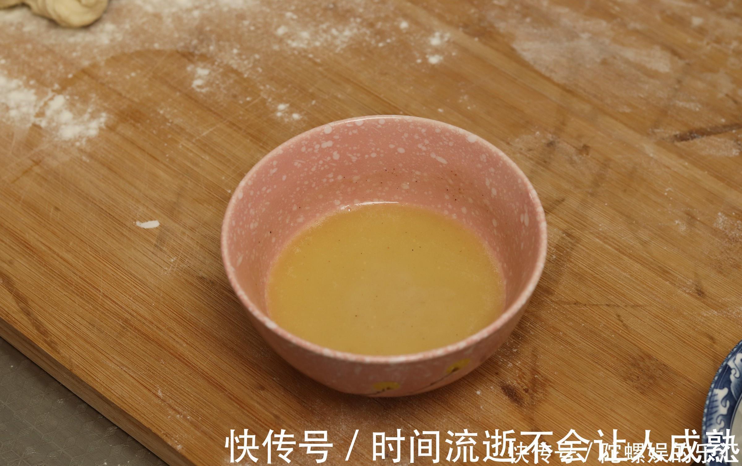 干面粉|烙饼的正确做法，掌握好诀窍，外酥里软层次分明，我家一周做3次