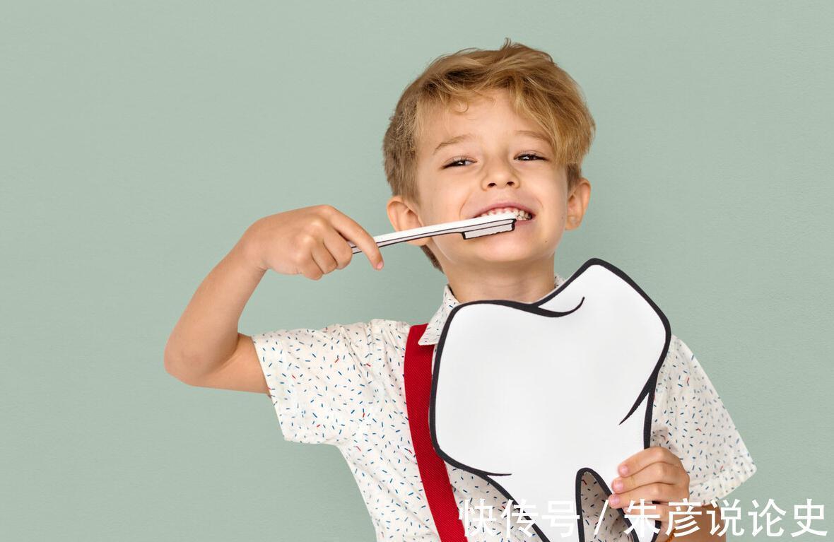 强强|孩子舌苔发白是怎么事?医生:少吃3种食物,或有助于消积食