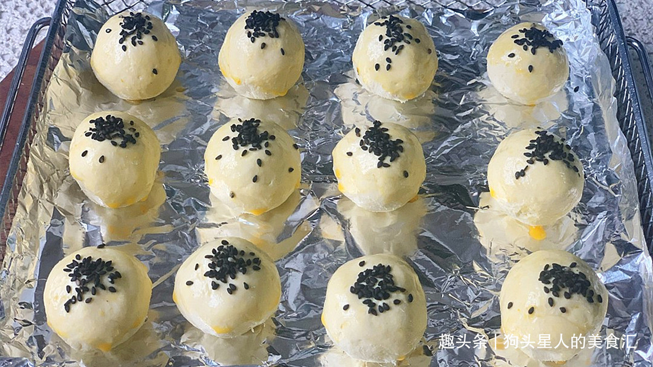 汤圆别煮着吃了,教你烤汤圆,不用揉面,出锅酥到掉渣,太香了