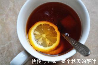 偏方|湿气偏方,一勺红糖配几片它,早上一次,6天后再重湿气也全无