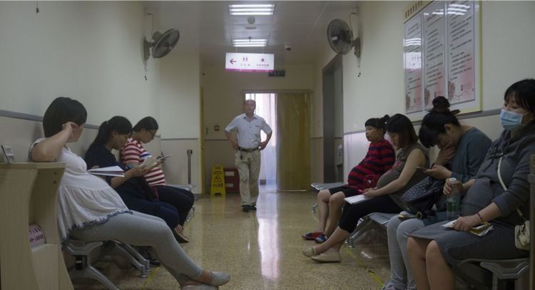 补充水分|孕妇羊水质量好不好,看这3个表现就行,全中的可以放心养胎了